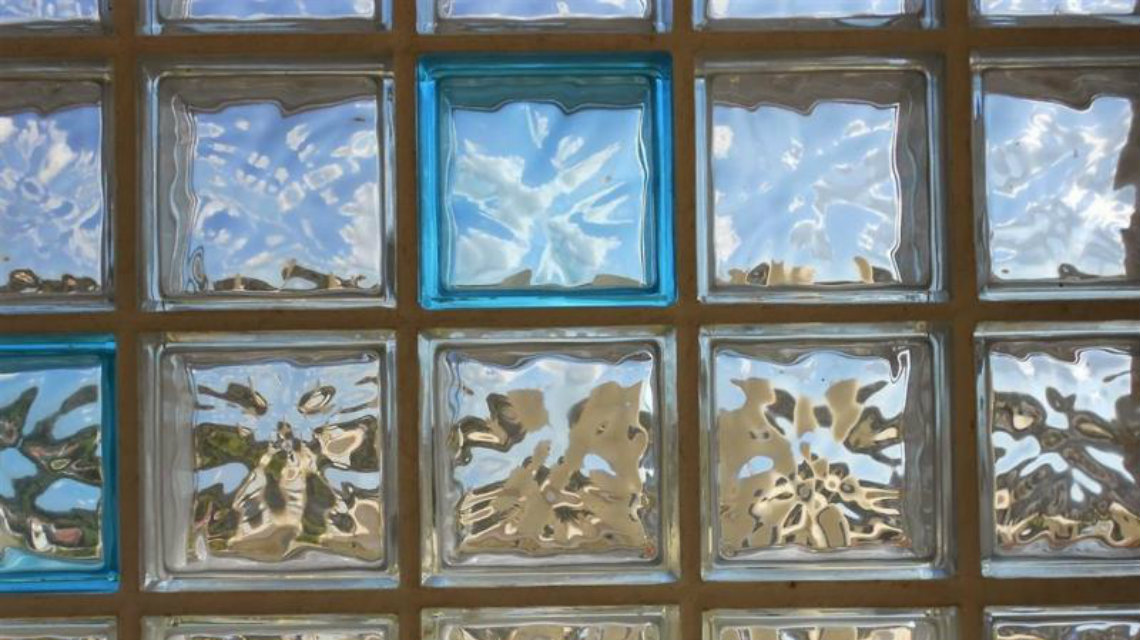 Χωρίσματα με Υαλότουβλα