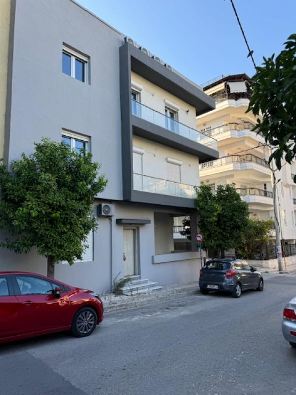 Συγκρότημα με 11 διαμερίσματα